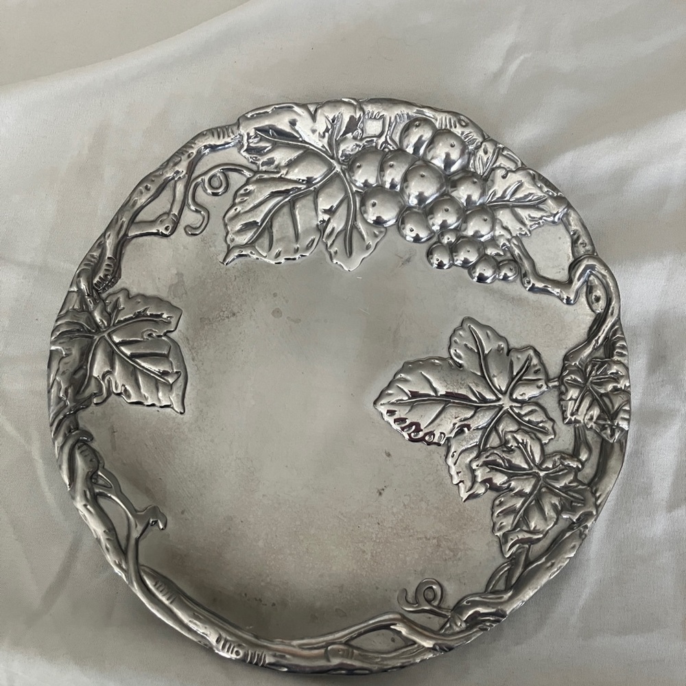 Vintage Arthur Court 2000 Cheese Tray Grape & Vine 8” Tray